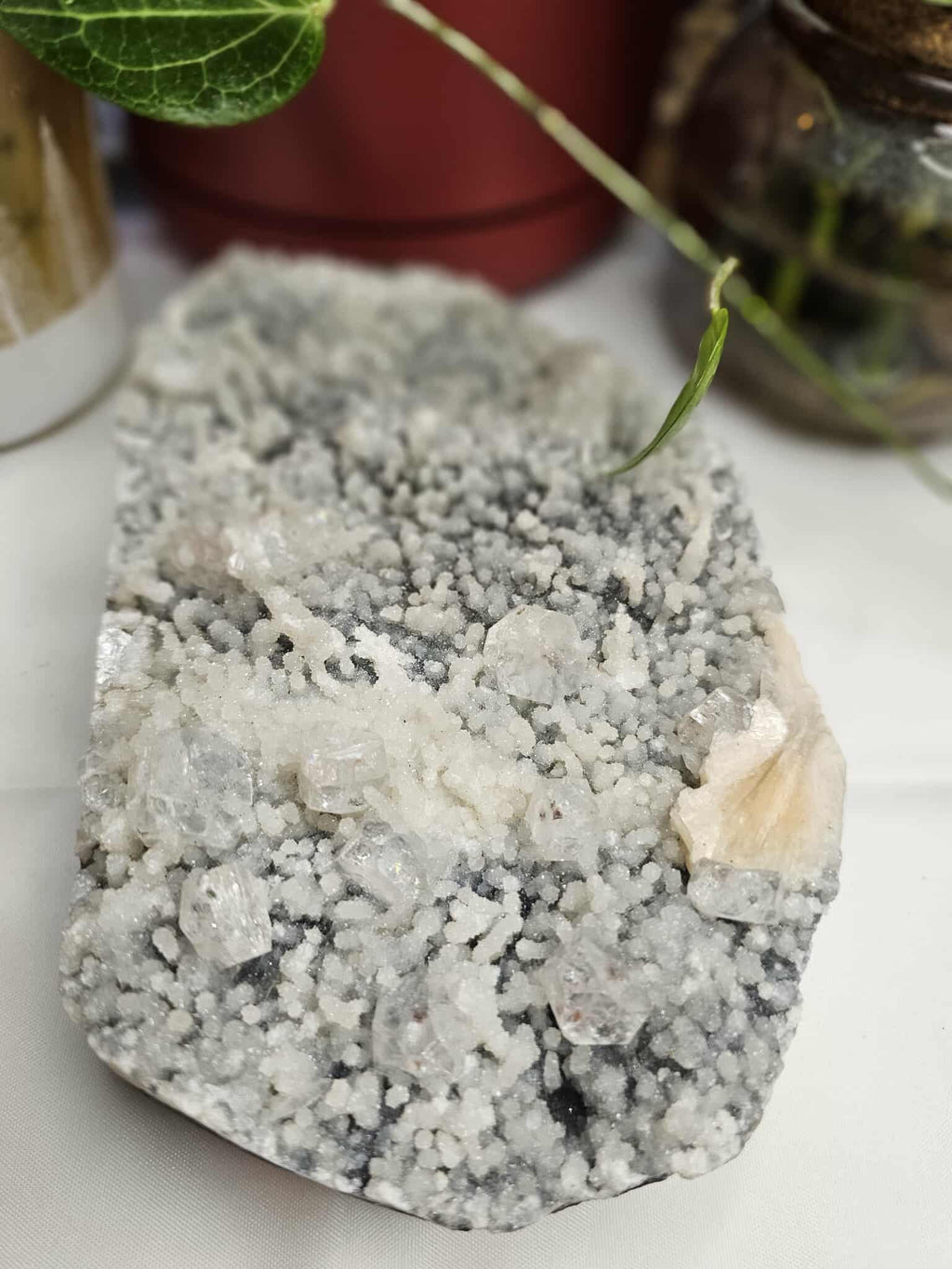 Apophyllite Crystal – Your Personal Beam of Calm, Clarity, and Sparkle